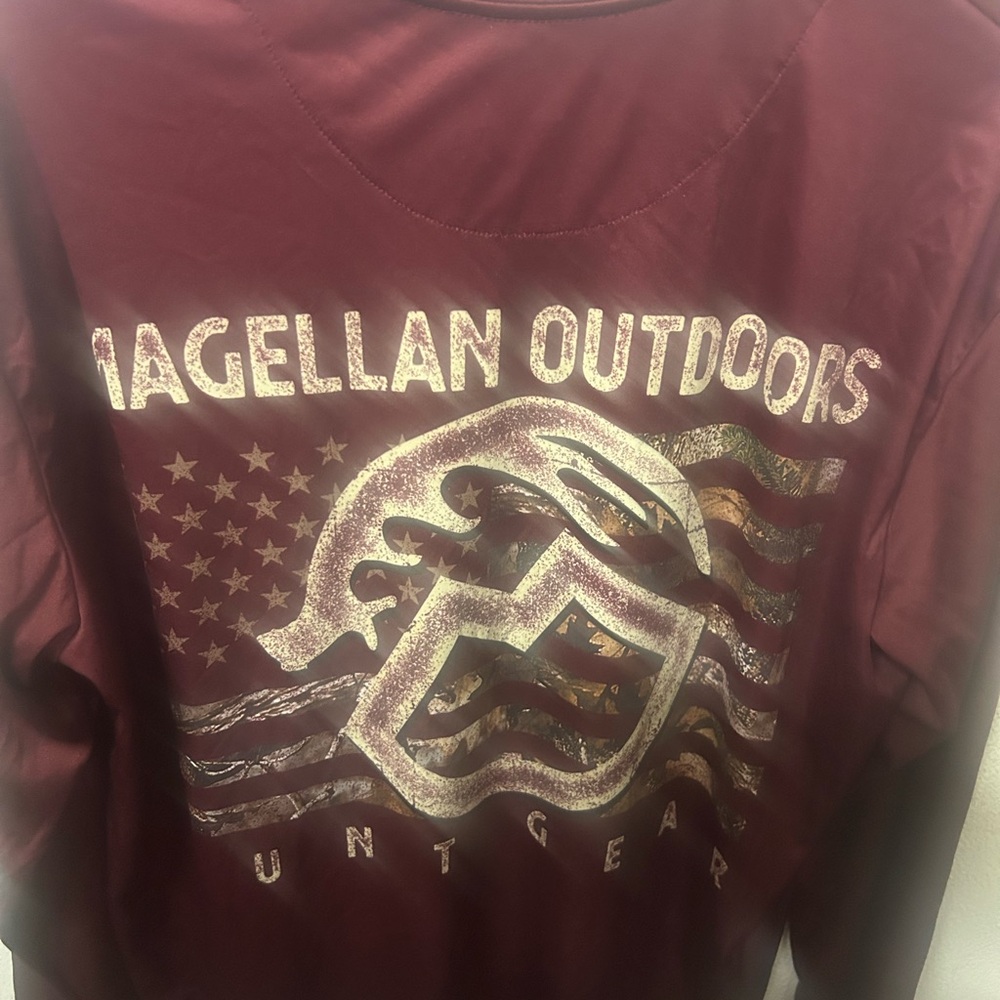 Magellan Outdoors Burgundy Long Sleeve Shirt